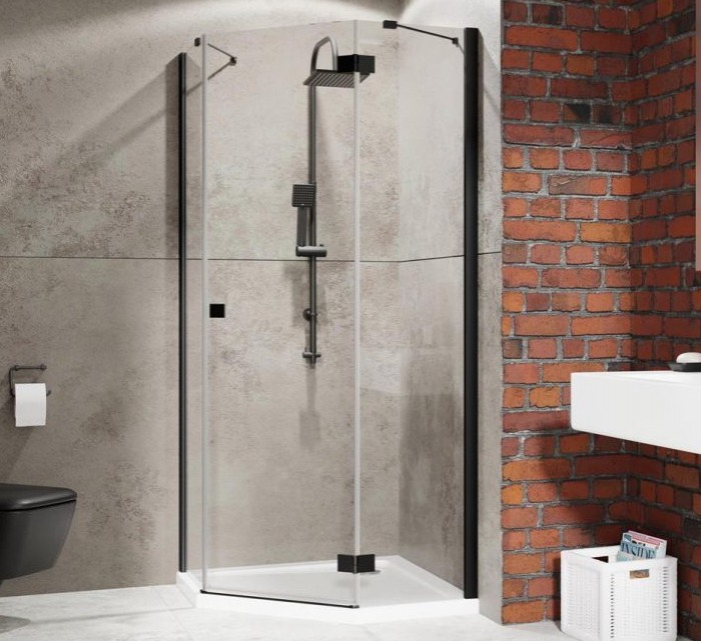 Dlaczego warto zainwestować w dobrej jakości kabinę prysznicową? Ekspert z salonu łazienek radzi